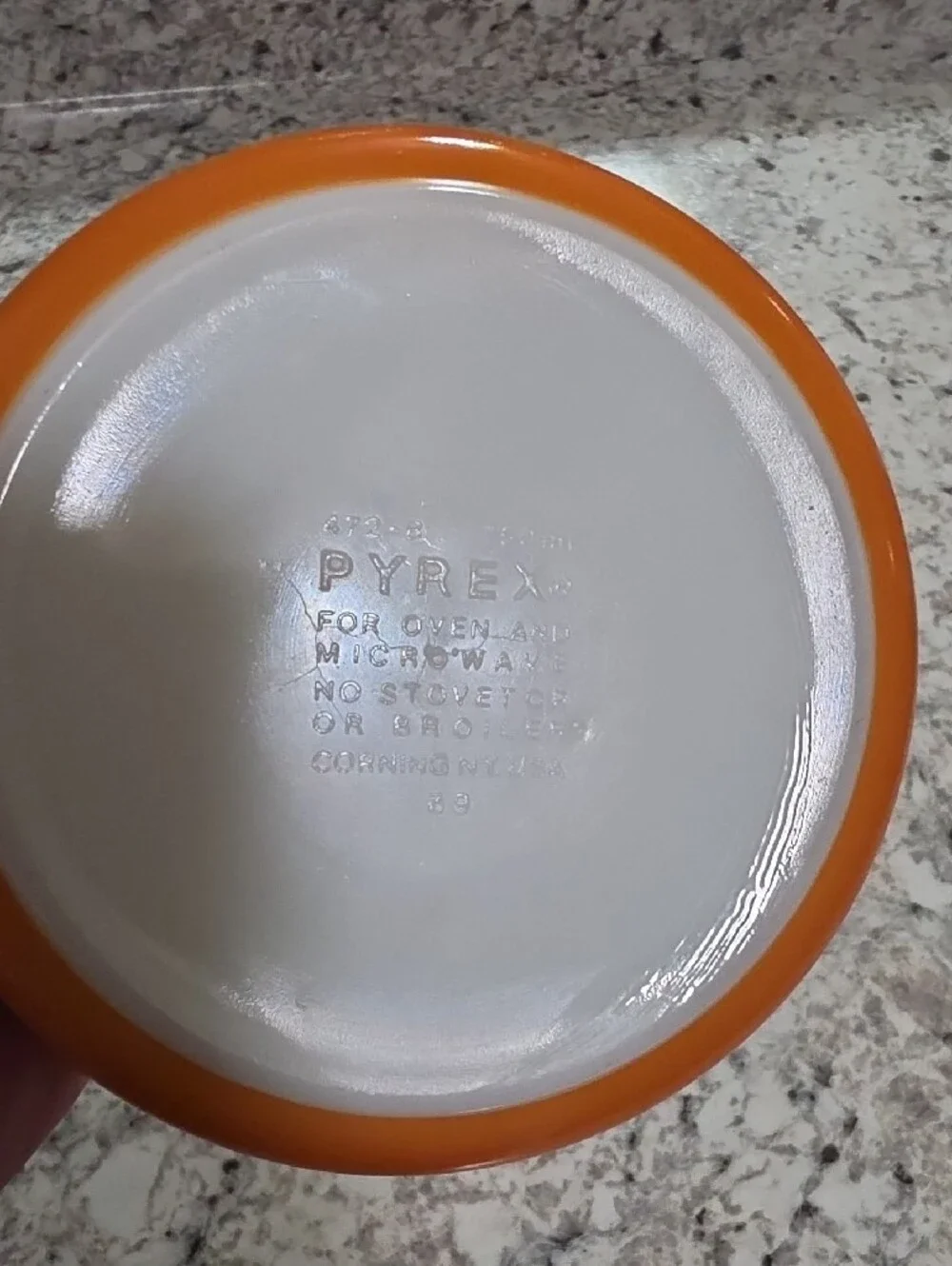 Pyrex casserole dishes